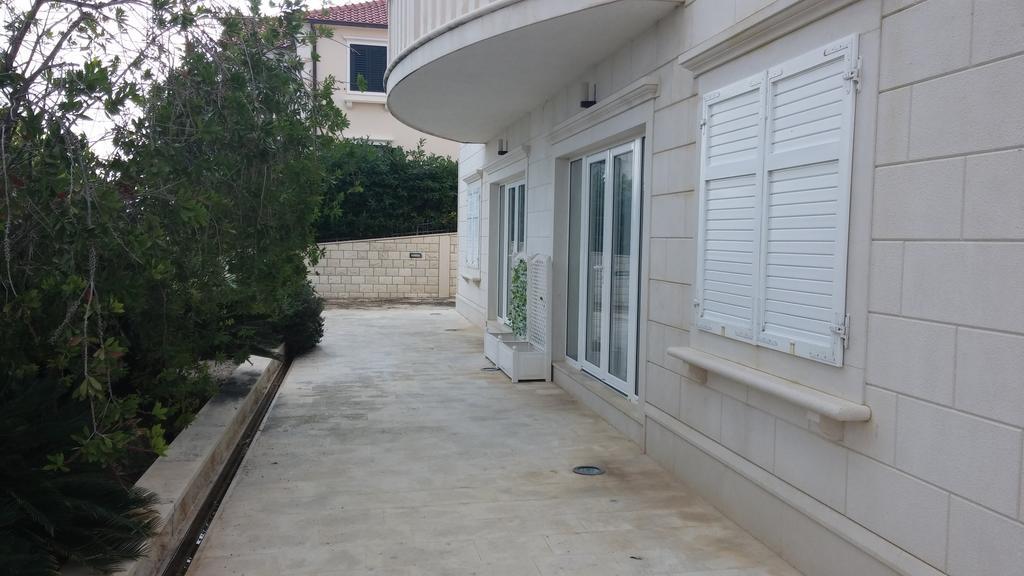 Apartments On Gorana Pavlova 24 Sutivan Esterno foto